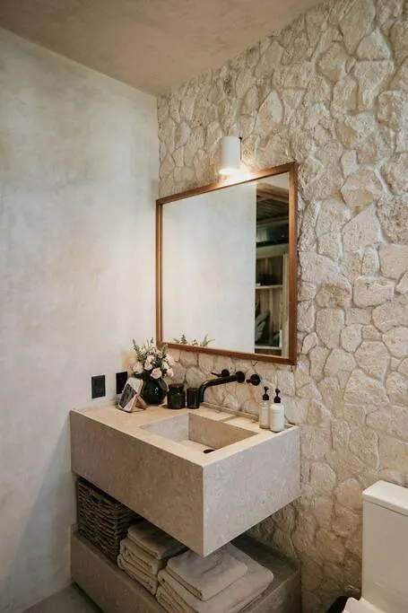 Design Loft With Private Pool And Spa Like Feature 툴룸 아파트